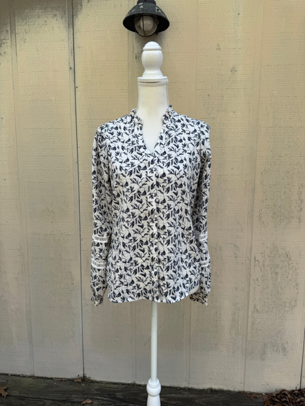 Haver & Blair White Blouse with Black Leaf Print and V-Neck